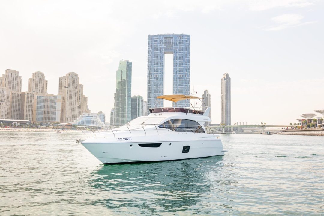 Zia - Private 52FT Yacht Dubai