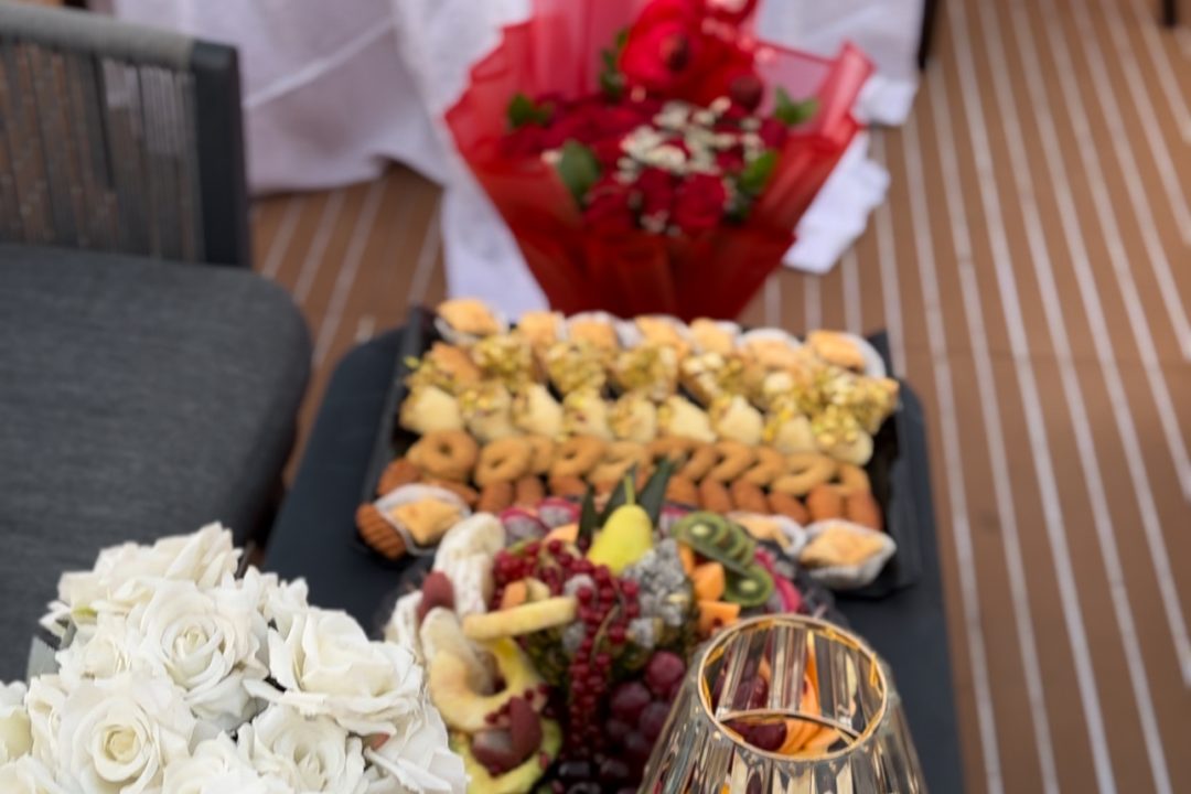 Private Romantic Yacht Dinner