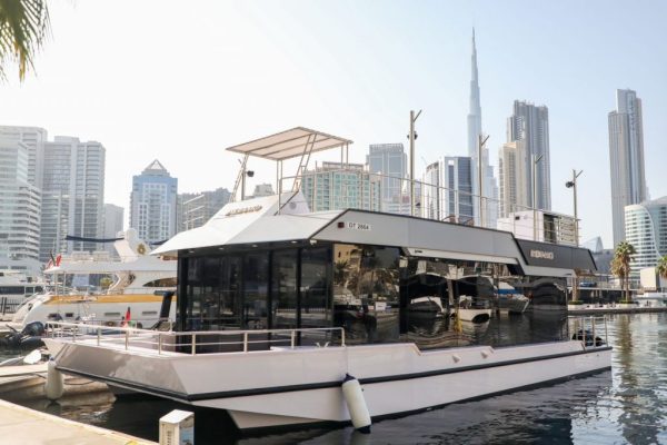 Lati - Private Houseboat Dubai