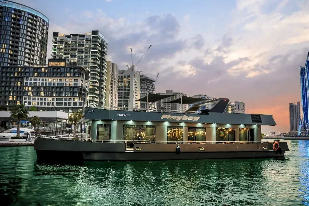 MK004 - Private Houseboat Dubai (12)