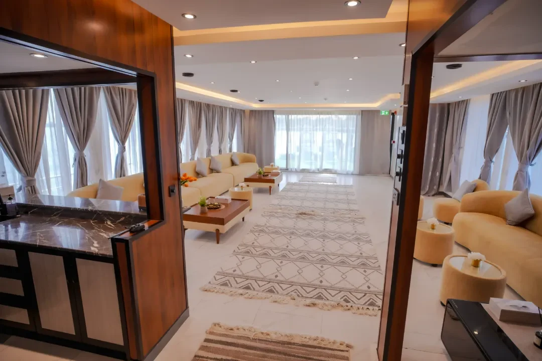 MK005 - Private Houseboat Dubai (13)