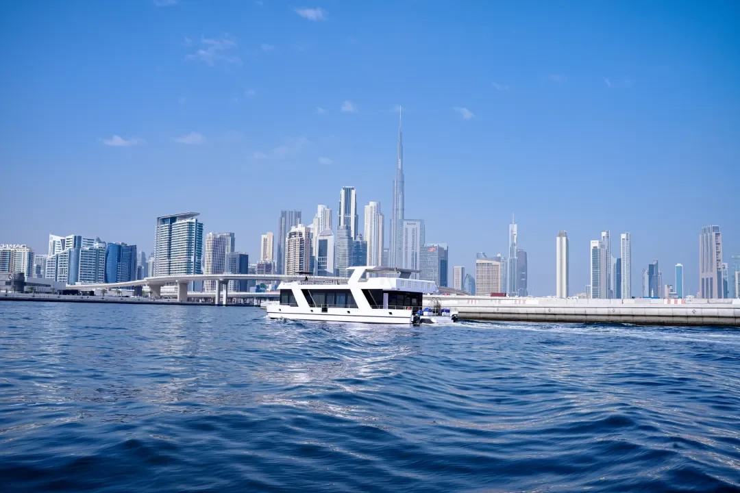 MK005 - Private Houseboat Dubai (6)