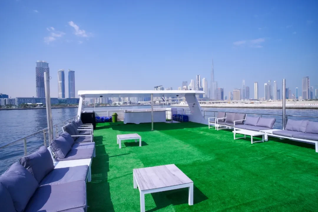 MK005 - Private Houseboat Dubai (9)